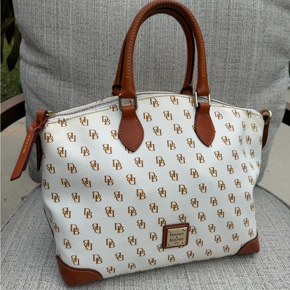 Dooney & Bourke White and Brown Large Satchel Leather Monogrammed Papers - Picture 3 of 12